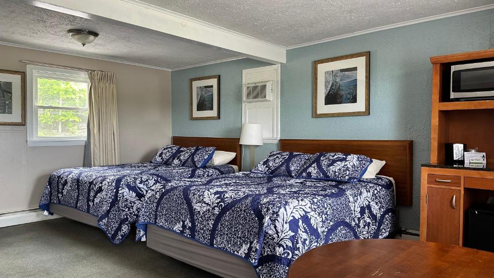 Mount Blue Motel